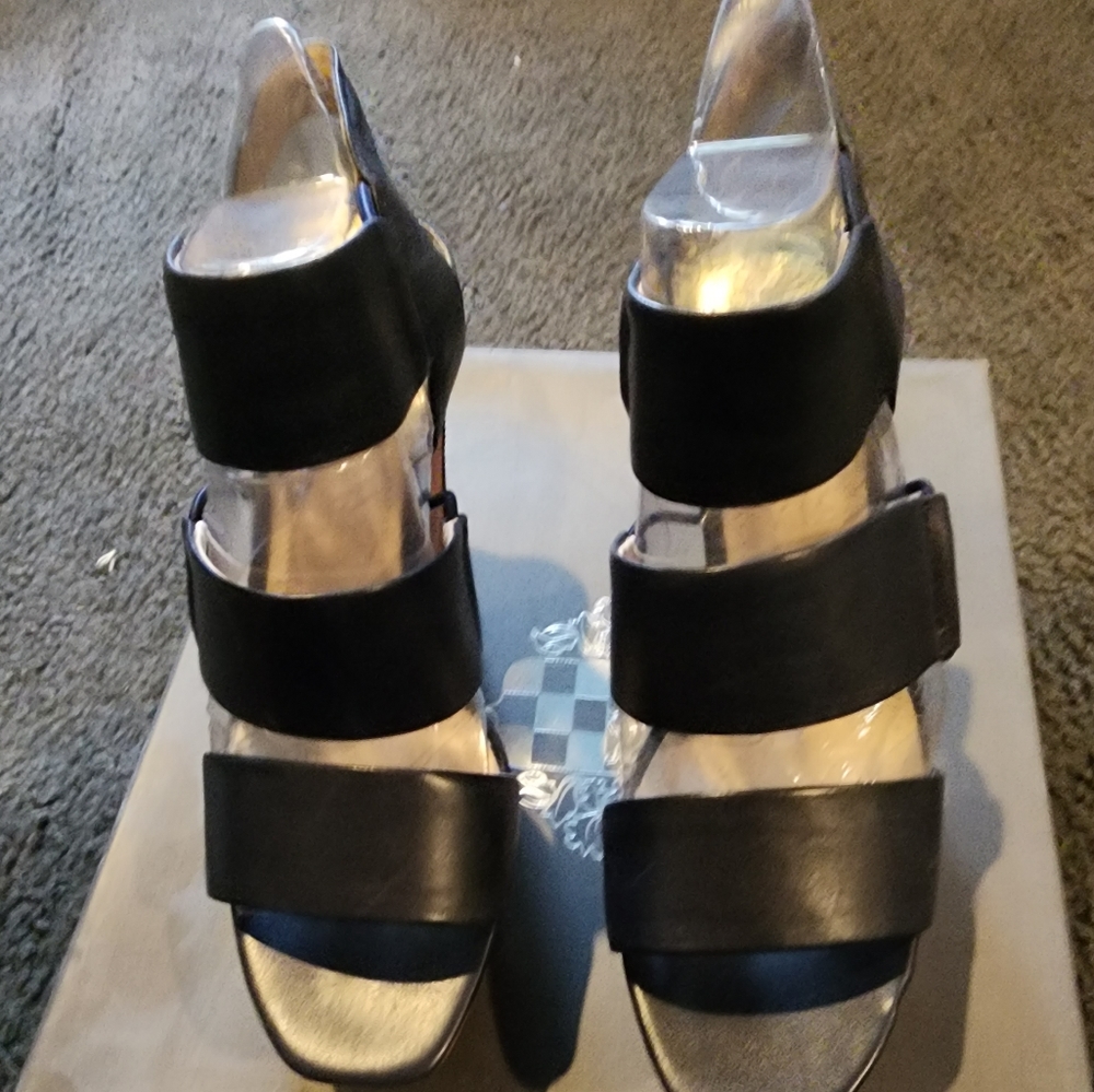 Vince Camuto navy blue wedge sandal